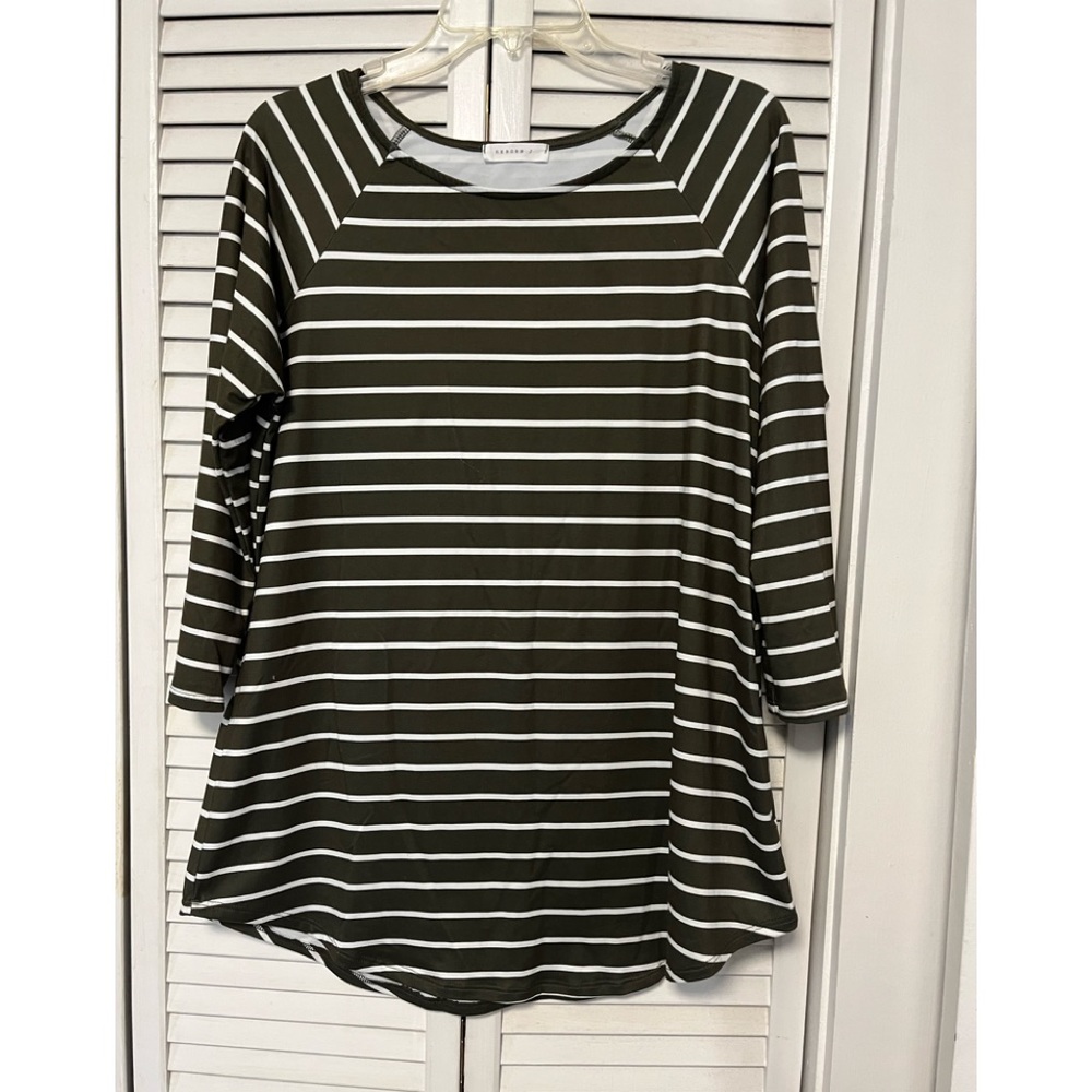 Reborn J Olive Green Stripe 3/4 sleeve shirt